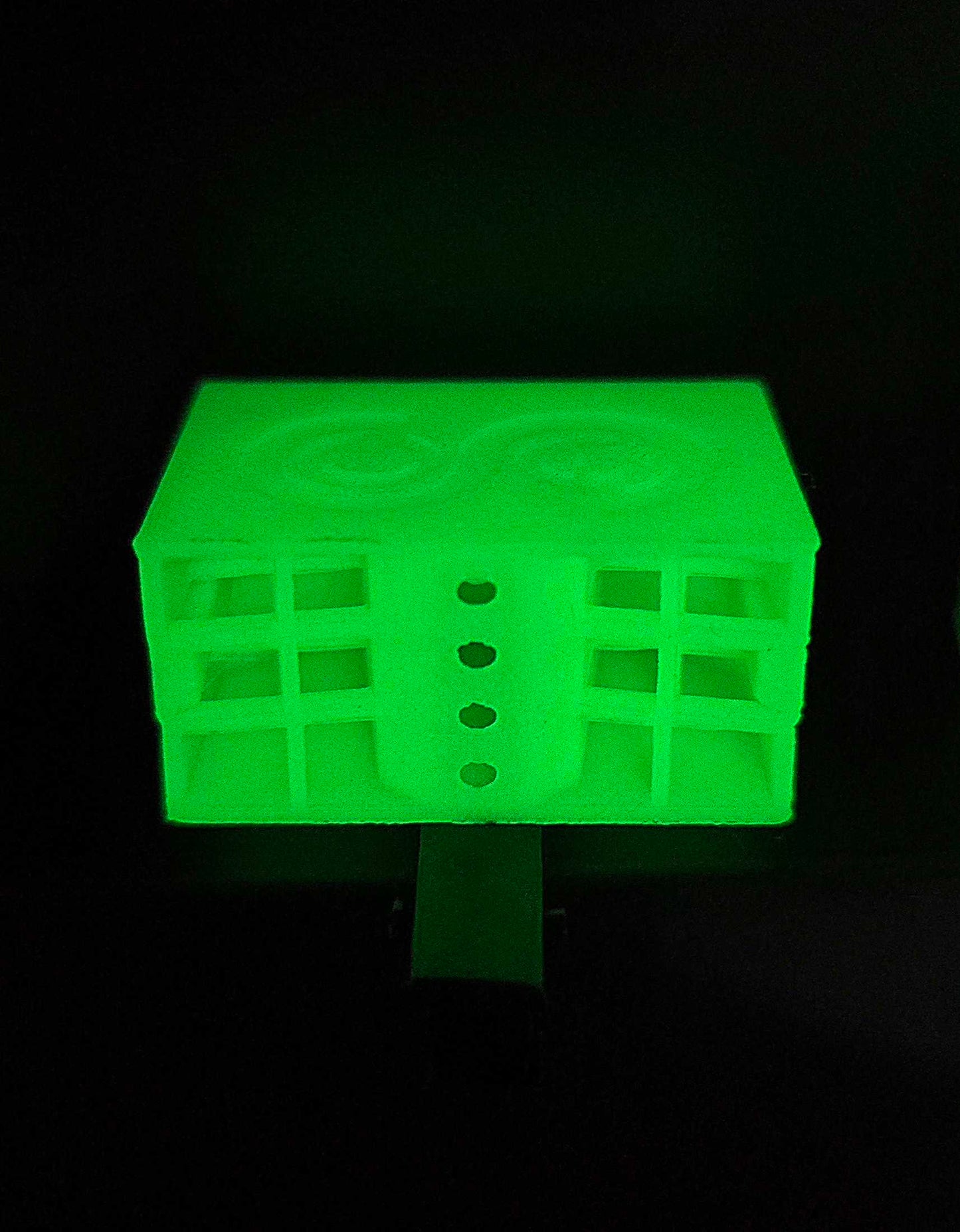 Speaker Hat Clips